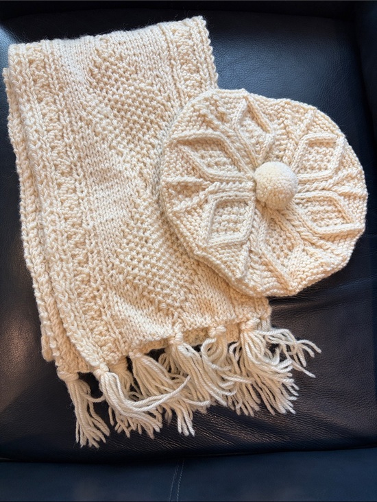 Accessories - Vintage Cream Chunky Cable Knit Aran Hat Scarf Set Fringed Wool Blend Beret